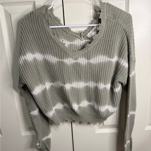 Jessica Simpson Sweaters - Jessica Simpson Green‎ and White Tie Dye Cropped Slouchy Sweater Size XS